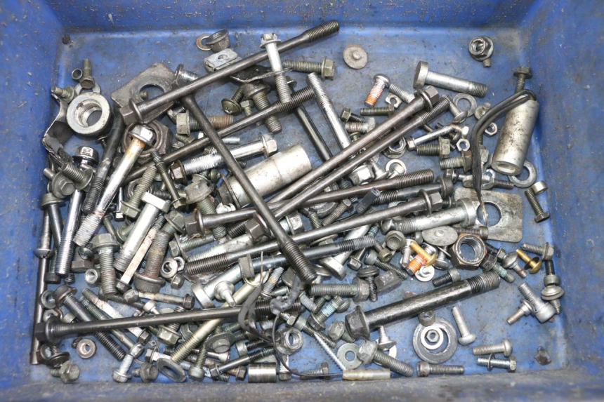 photo de SCREW FASTENER BAG SUZUKI SV S 650 (1999 - 2002) - Main view