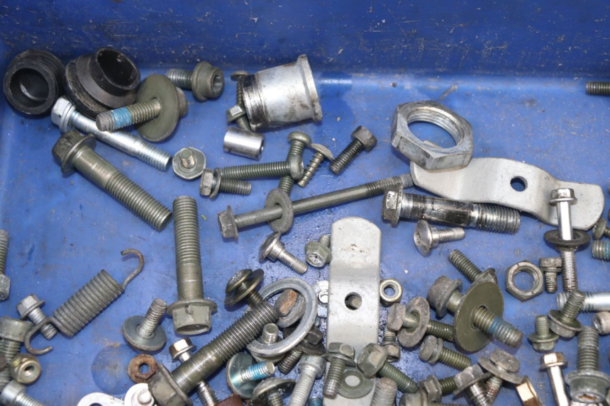 photo de SCREW FASTENER BAG SUZUKI XF FREEWIND 650 (1997 - 2003) - Alternative perspective