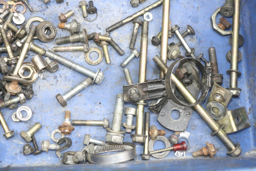 photo de SCREW FASTENER BAG PEUGEOT SV 125 (1991 - 1994) - Zoom on usage condition