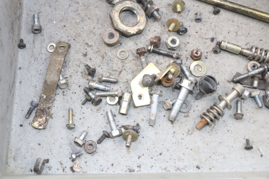 photo de SCREWS BAG PEUGEOT SV 80 (1993 - 1997) - Component detail