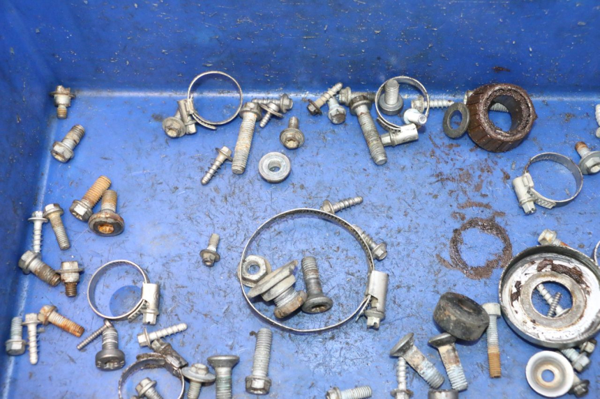 photo de SCREWS BAG KTM SX 85 (2018 - 2024) - Zoom on usage condition