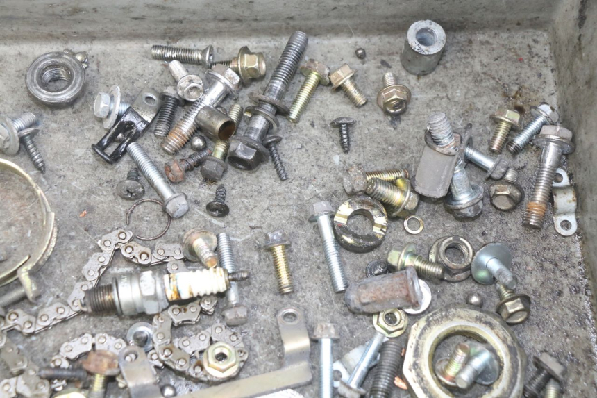 photo de SCREW FASTENER BAG SYM SYMPHONY 125 (2009 - 2015) - Alternative perspective