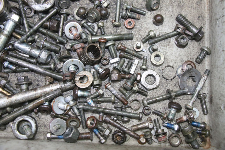 photo de SCREW FASTENER BAG YAMAHA TDR DELTABOX 125 (1997 - 2003) - Technical close-up