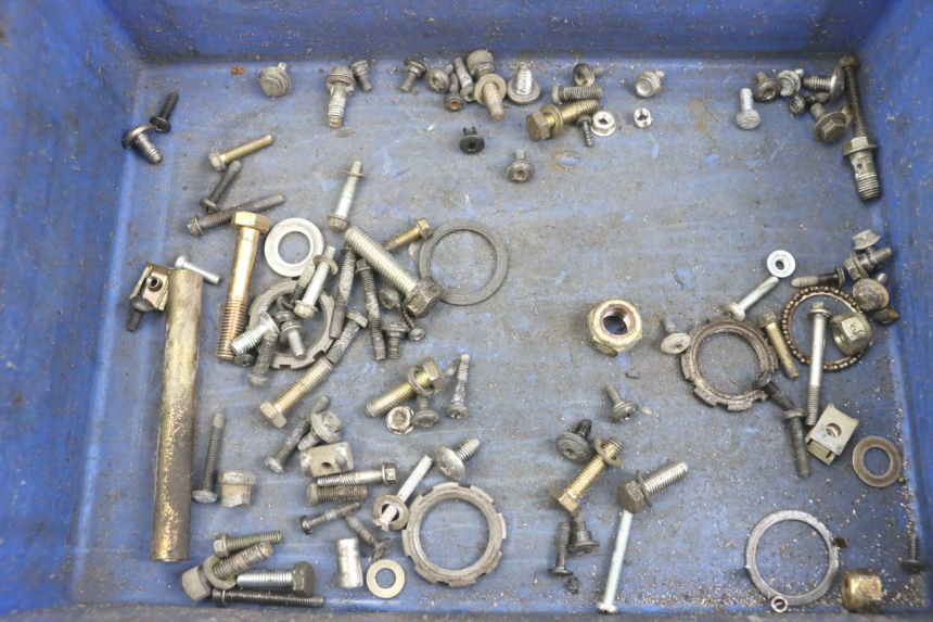 photo de SCREW FASTENER BAG PEUGEOT TKR TREKKER FURIOUS 50 (2005 - 2014) - Main view