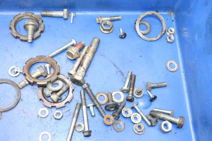 photo de SCREWS BAG PEUGEOT TREKKER TKR 50 (2005 - 2014) - Product overview