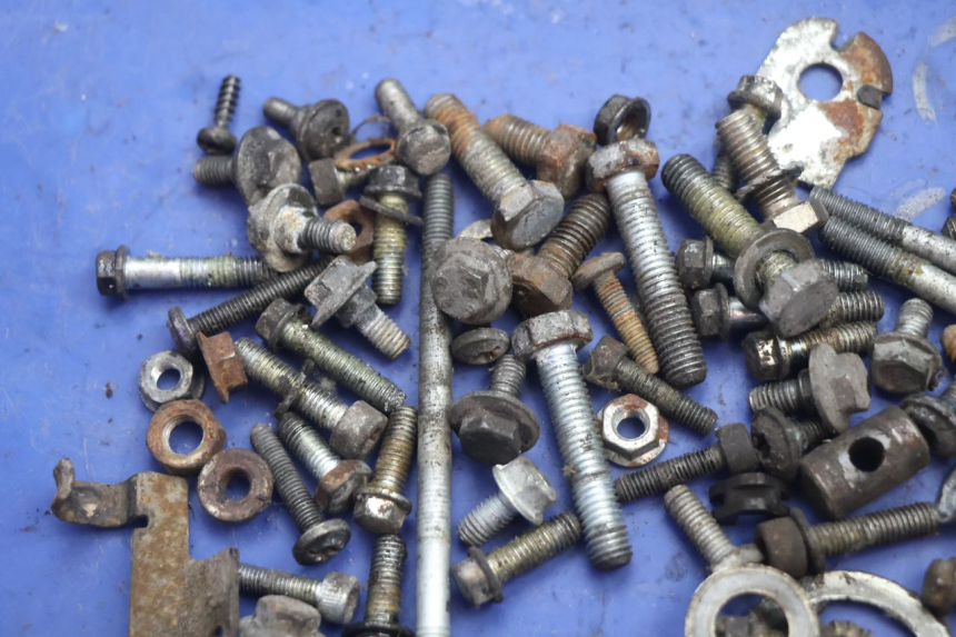 photo de SCREW FASTENER BAG PEUGEOT TREKKER 50 (1995 - 2004) - Component detail