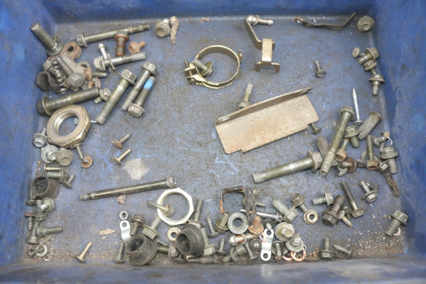 photo de SCREW FASTENER BAG PEUGEOT TWEET 4T 50 (2018 - 2022) - Main view