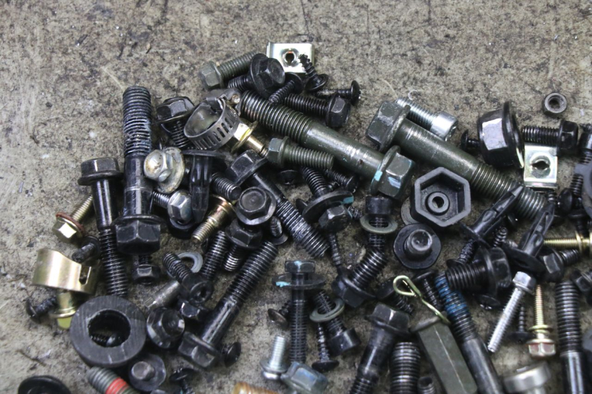 photo de SCREWS BAG PEUGEOT TWEET 4T 50 (2023 - 2025) - Component detail