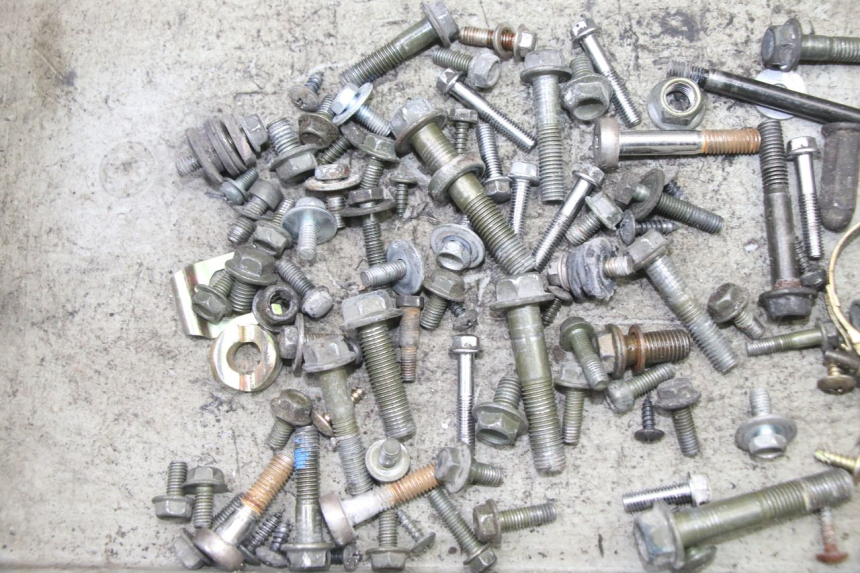 photo de SCREW FASTENER BAG PEUGEOT TWEET 4T 50 (2014 - 2019) - Component detail