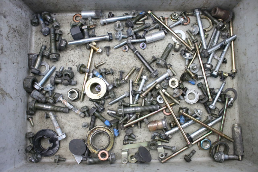 photo de SCREW FASTENER BAG PEUGEOT TWEET 125 (2010 - 2017) - Main view