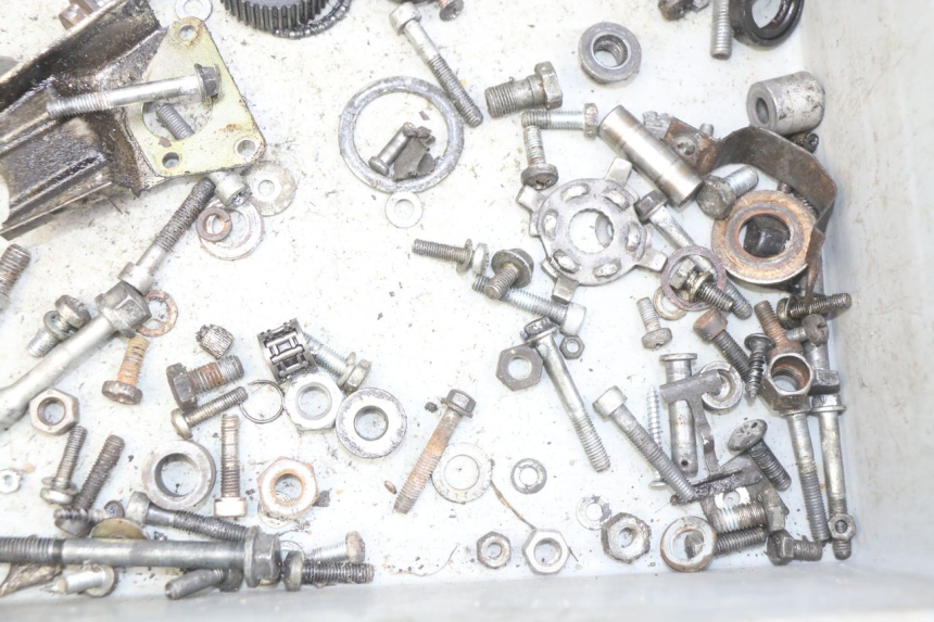 photo de SCREW FASTENER BAG PIAGGIO TYPHOON 50 (1993 - 1999) - Zoom on usage condition