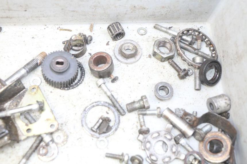 photo de SCREW FASTENER BAG PIAGGIO TYPHOON 50 (1993 - 1999) - Alternative perspective