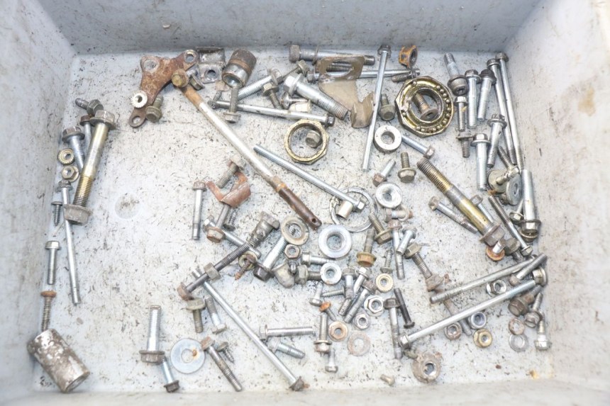 photo de SCREW FASTENER BAG PEUGEOT V-CLIC VCLIC 50 (2007 - 2013) - Main view