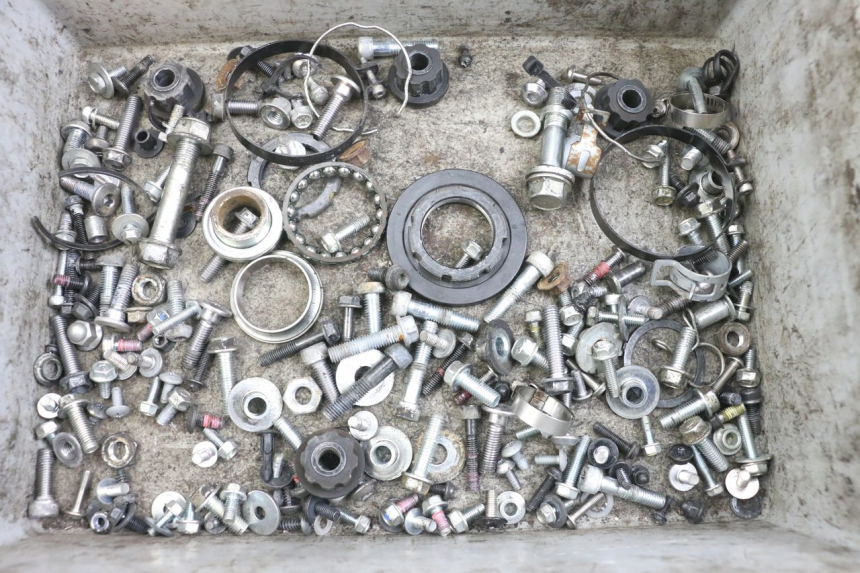 photo de SCREW FASTENER BAG KAWASAKI VERSYS ABS 650 (2015 - 2018) - Main view