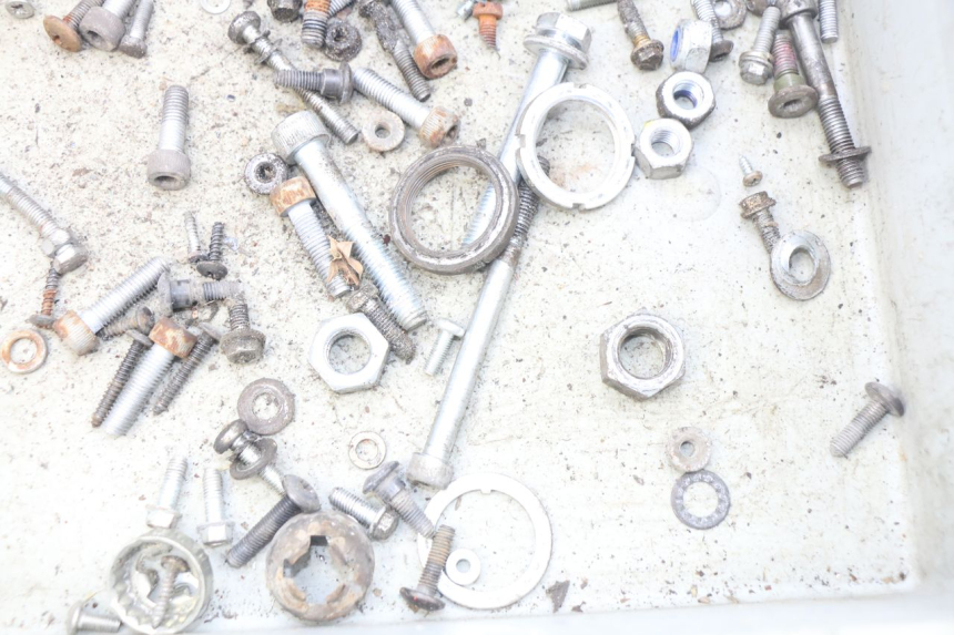 photo de SCREW FASTENER BAG PIAGGIO VESPA LX 2T 50 (2005 - 2013) - Zoom on usage condition