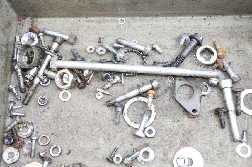 photo de SCREW FASTENER BAG PIAGGIO VESPA LX 2T 50 (2005 - 2013) - Alternative perspective