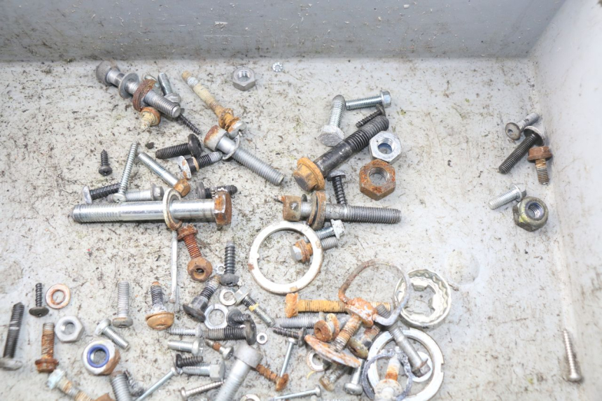 photo de SCREWS BAG PIAGGIO VESPA LX IE 125 (2010 - 2012) - Component detail