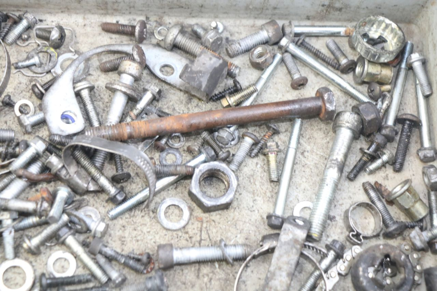 photo de SCREW FASTENER BAG PIAGGIO VESPA LXV 125 (2006 - 2009) - Alternative perspective