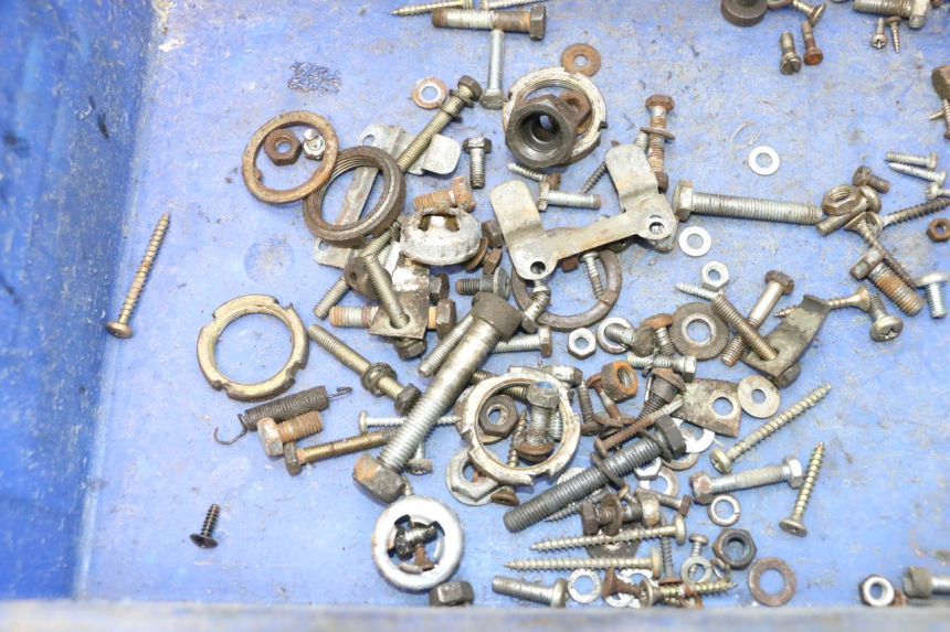 photo de SCREWS BAG PIAGGIO VESPA PK FL 2T 50 (1990 - 1996) - Zoom on usage condition