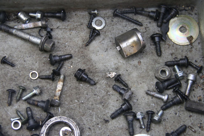 photo de SCREW FASTENER BAG PIAGGIO VESPA S 2T 50 (2007 - 2014) - Alternative perspective