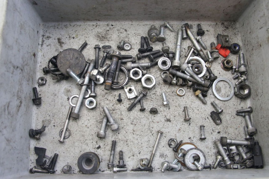 photo de SCREW FASTENER BAG PIAGGIO VESPA S 2T 50 (2007 - 2014) - Main view