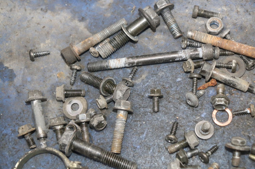 photo de SCREW FASTENER BAG PEUGEOT VIVACITY NEW 4T 50 (2008 - 2017) - Component detail