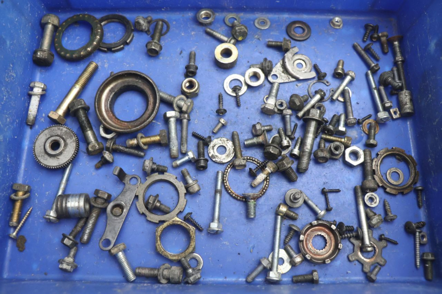 photo de SCREW FASTENER BAG PEUGEOT VIVACITY 50 (2004 - 2009) - Main view