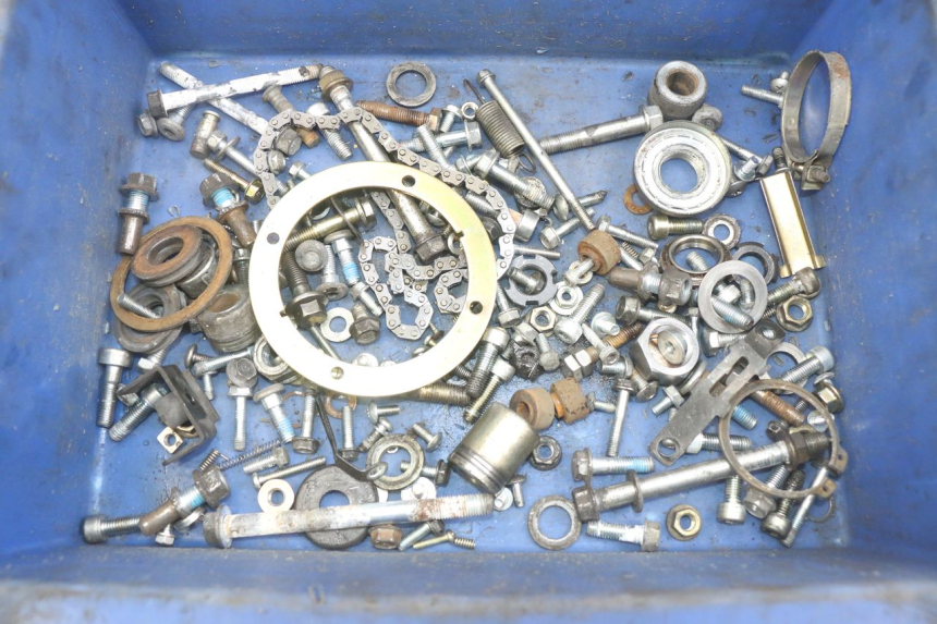 photo de SCREW FASTENER BAG DAELIM VJ ROADWIN FI 125 (2008 - 2017) - Main view