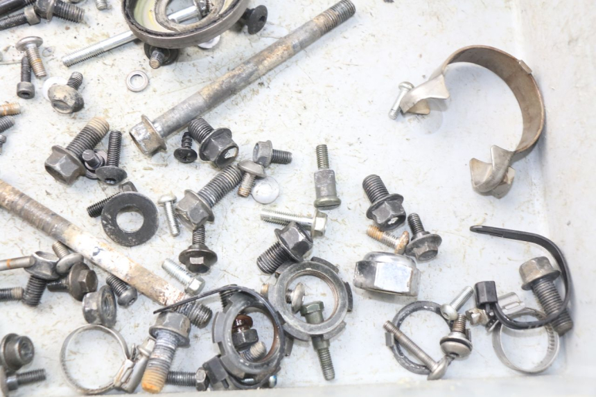 photo de SCREWS BAG YAMAHA WR R 125 (2009 - 2017) - Zoom on usage condition