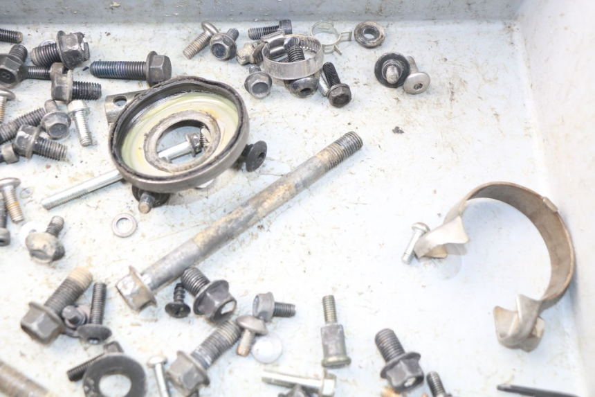 photo de SCREWS BAG YAMAHA WR R 125 (2009 - 2017) - Alternative perspective