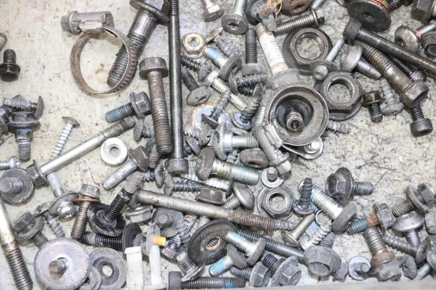 photo de SCREW BAG YAMAHA X-MAX XMAX 125 (2010 - 2013) - Component detail