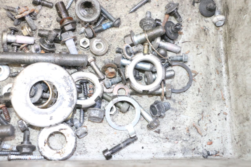 photo de SCREW FASTENER BAG YAMAHA X-MAX XMAX 250 (2006 - 2009) - Technical close-up