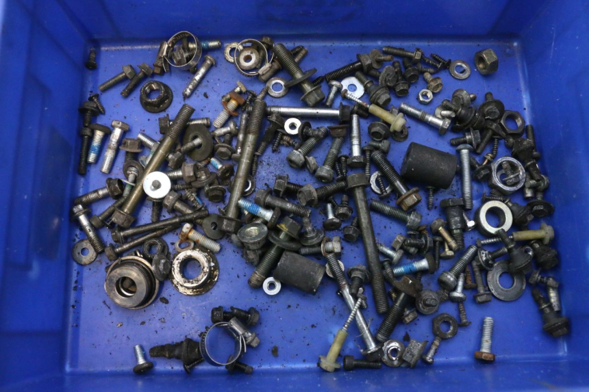 photo de SCREW FASTENER BAG YAMAHA XMAX X-MAX 125 (2006 - 2009) - Main view