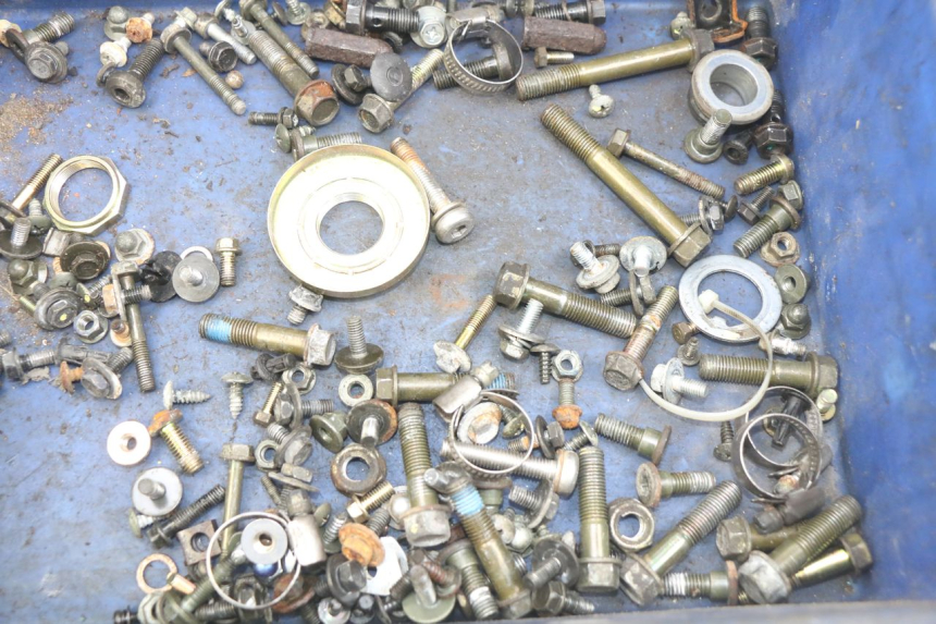 photo de SCREW FASTENER BAG KYMCO X-TOWN XTOWN 125 (2016 - 2021) - Zoom on usage condition