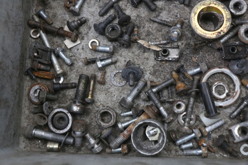 photo de SCREW FASTENER BAG PIAGGIO XEVO - X EVO 125 (2007 - 2017) - Alternative perspective