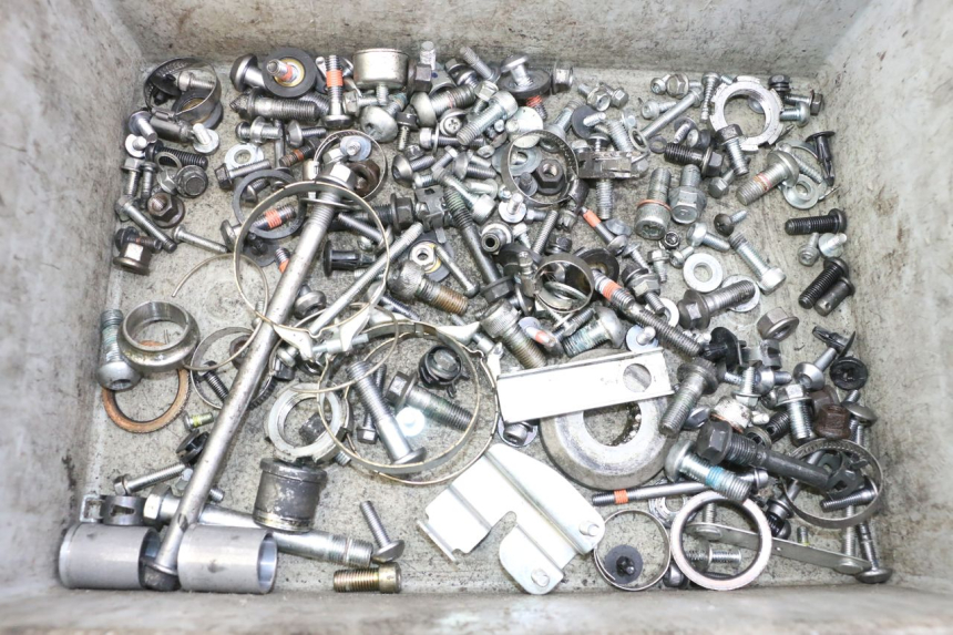 photo de SCREWS BAG YAMAHA XJ6 ABS 600 (2008 - 2016) - Main view