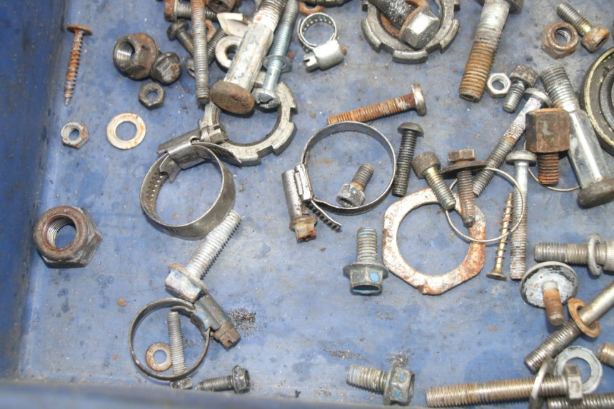 photo de SCREWS BAG YAMAHA AEROX 50 (1997 - 2006) - Alternative perspective