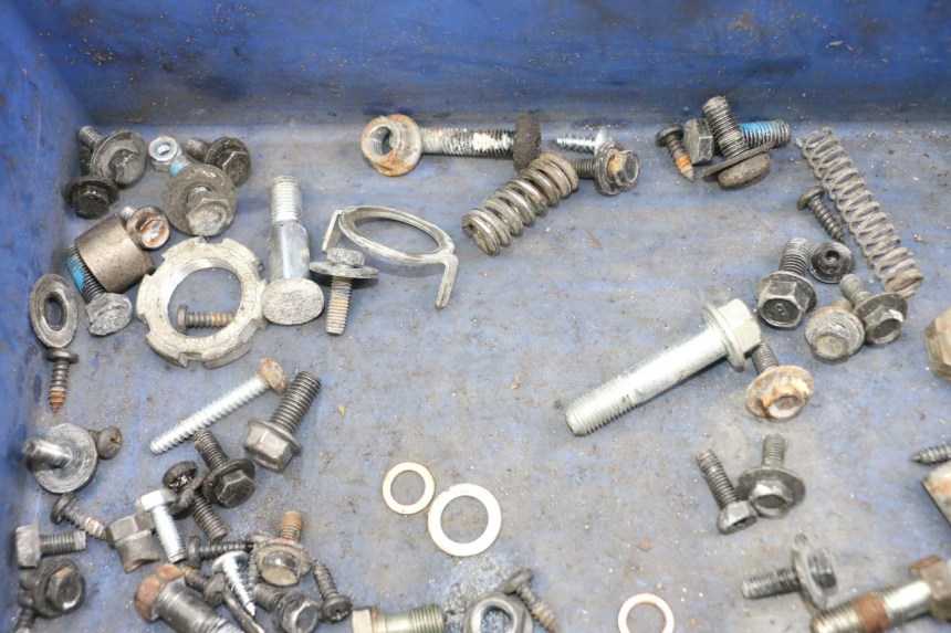 photo de SCREWS BAG YAMAHA NEO'S NEOS 2T EASY 50 (2013 - 2016) - Alternative perspective