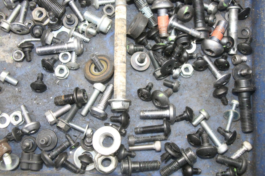 photo de SCREWS BAG YAMAHA TRACER 7 700 (2020 - 2024) - Technical close-up