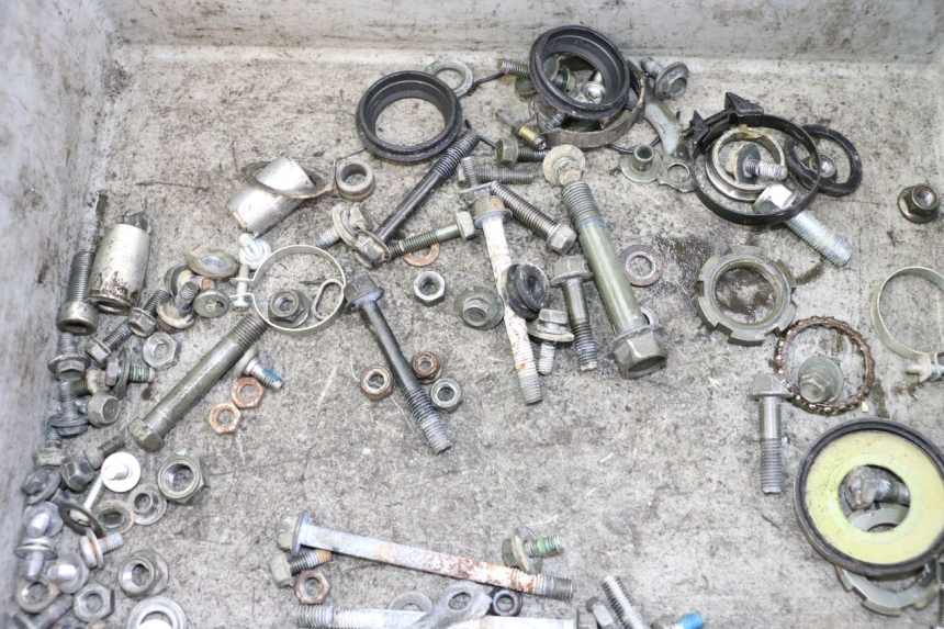 photo de SCREWS BAG YAMAHA TTR 125 (2000 - 2020) - Component detail