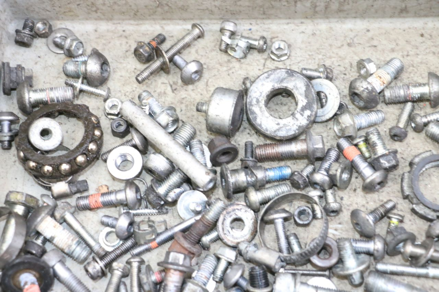 photo de SCREWS BAG YAMAHA XJ6 ABS 600 (2008 - 2016) - Component detail