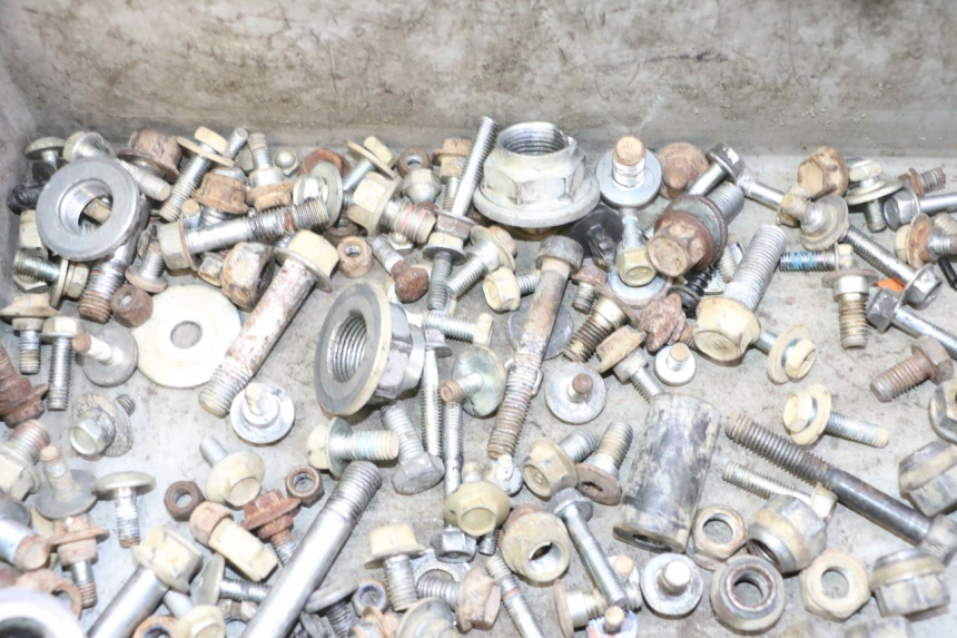 photo de SCREWS BAG YAMAHA YFM GRIZZLY 550 (2008 - 2015) - Zoom on usage condition