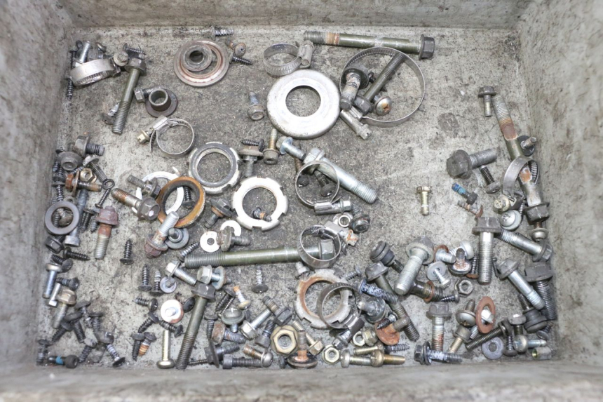 photo de SCREW FASTENER BAG YAMAHA YP MAJESTY 125 (2007 - 2010) - Main view