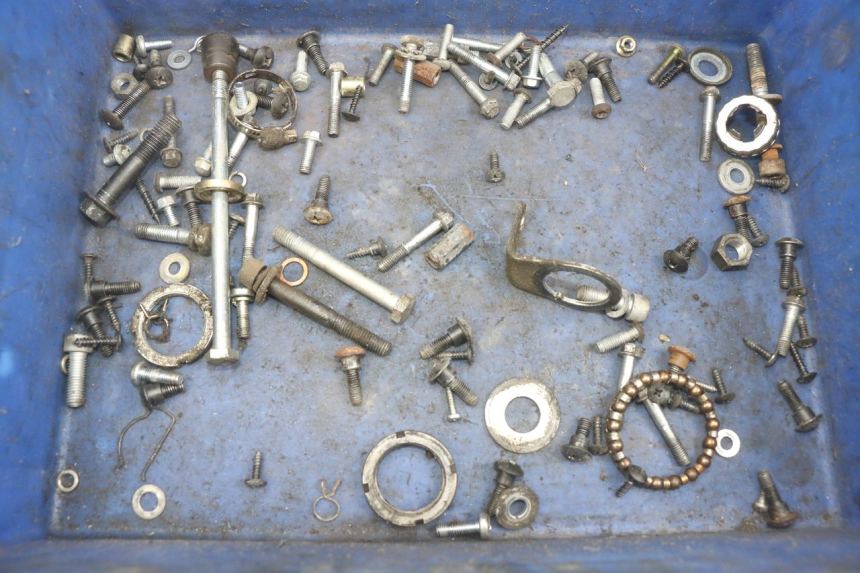 photo de SCREW FASTENER BAG PIAGGIO ZIP 2T 50 (2009 - 2019) - Main view