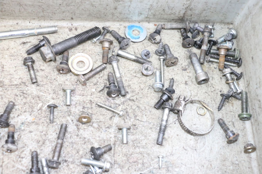 photo de SCREW FASTENER BAG PIAGGIO ZIP 2T 50 (2009 - 2019) - Zoom on usage condition