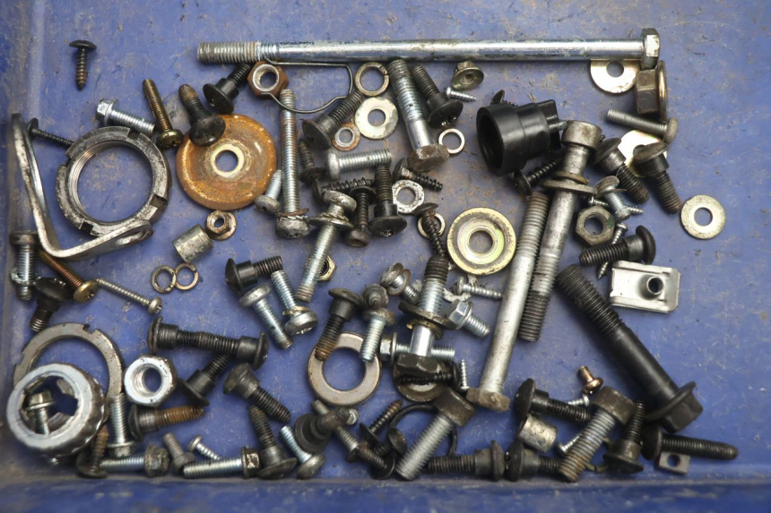 photo de SCREW FASTENER BAG PIAGGIO ZIP 2T 50 (2009 - 2019) - Main view