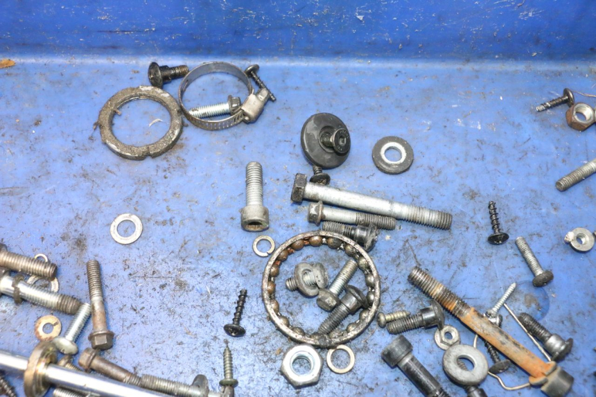 photo de SCREW FASTENER BAG PIAGGIO ZIP 2T 50 (2009 - 2019) - Component detail