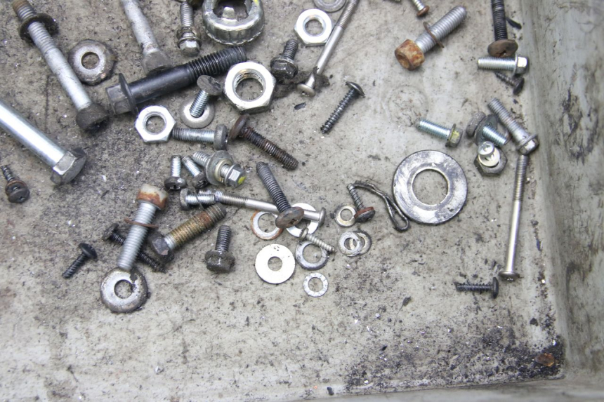 photo de SCREW FASTENER BAG PIAGGIO ZIP 4T 50 (2018 - 2020) - Zoom on usage condition