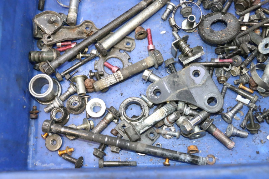 photo de SCREW FASTENER BAG KAWASAKI ZX-6R ZX6R 600 (1995 - 1997) - Zoom on usage condition