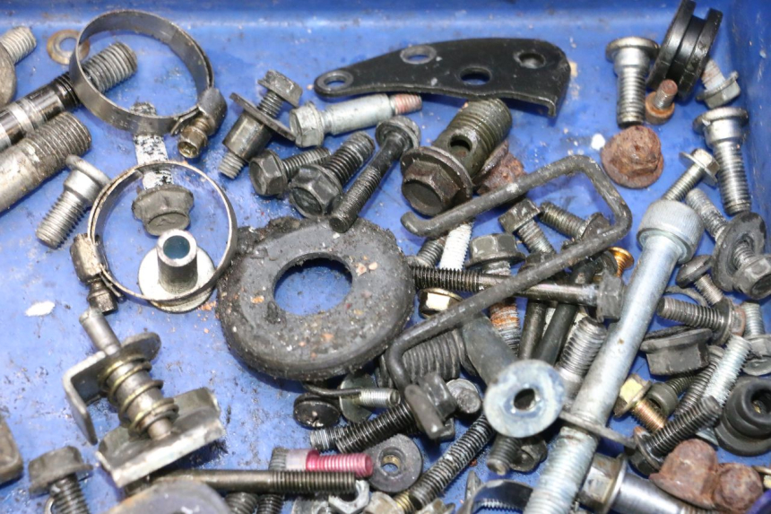 photo de SCREW FASTENER BAG KAWASAKI ZX-6R ZX6R 600 (1995 - 1997) - Technical close-up